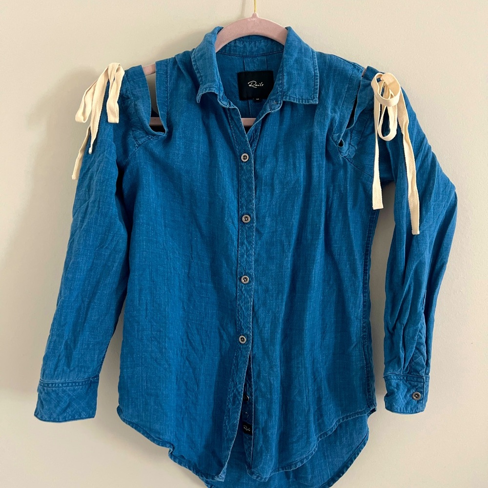 Anthropologie Rails Open Shoulder Chambray Denim Top Size XS